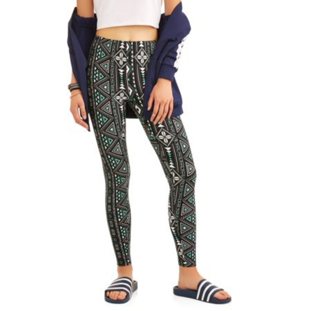 SOLD! Ankle print leggings XL